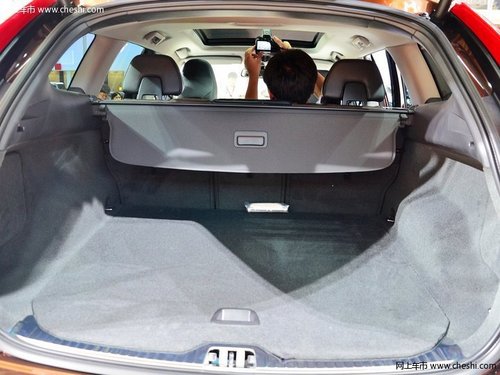2014款沃尔沃XC60  现车到店享超值安全