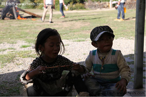 绍兴 西藏当地的孩子