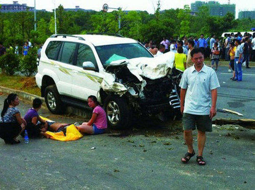 江西南昌林业局副局长酒驾 致四人死亡