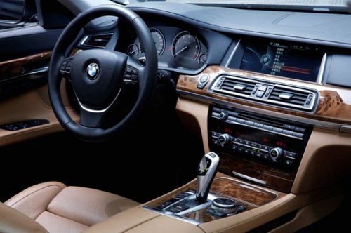 极速尊享从容驭世 体验BMW 7系卓然魅力