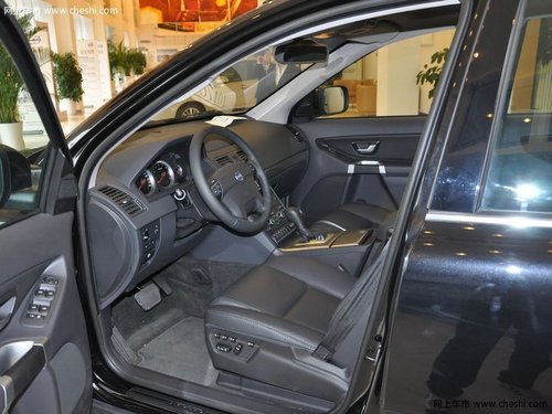 沃尔沃XC90现车钜惠 最高现金优惠7万元