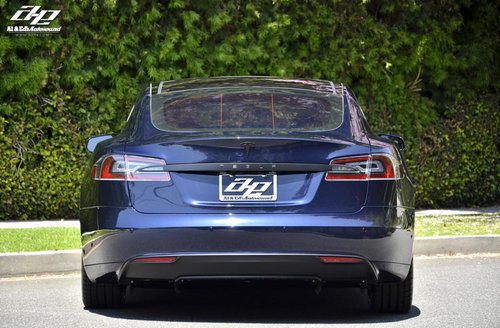 特斯拉Model S改装 去掉镀铬换朴素妆扮