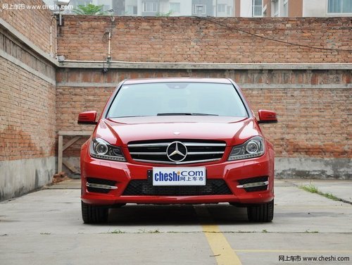 奔驰C260畅销 14款翻盘破底价优惠6.5万