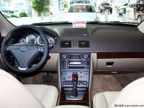 沈阳沃尔沃XC90最高降5.89万 现车销售