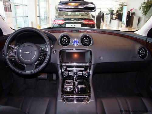 捷豹XJ四驱荟萃精品  英伦气质现车狂降