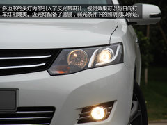 空间宽敞/挡位清晰 试驾2014款众泰Z300