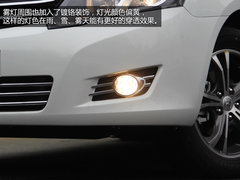 空间宽敞/挡位清晰 试驾2014款众泰Z300