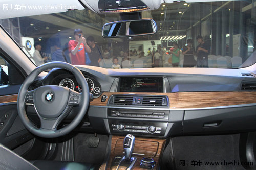 新BMW 5系Li海南上市 开创豪华商务新境界