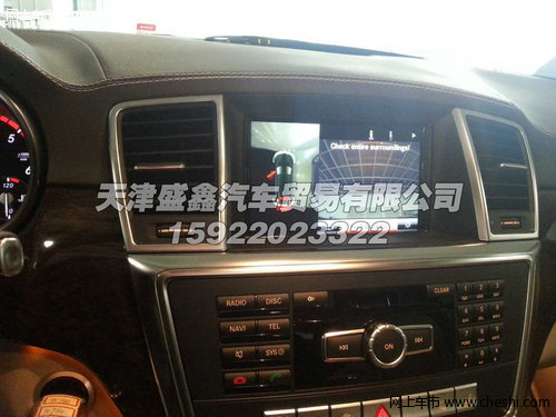 14奔驰GL350主打颜色流星灰  现车108万