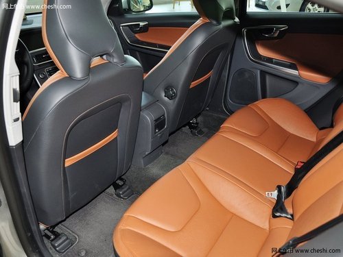 沃尔沃专卖店 14款沃尔沃S60最新价优惠