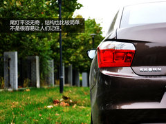 法兰西新兵 试驾东风雪铁龙全新爱丽舍