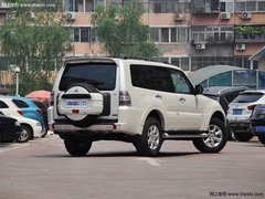 2014款帕杰罗精英超越版  进口三菱商家