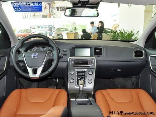 沃尔沃V60新款促销中 购车办理北京牌照