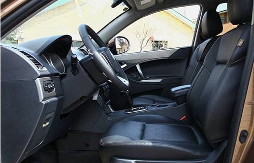 吉利英伦SX7—都市SUV中的经济适用男