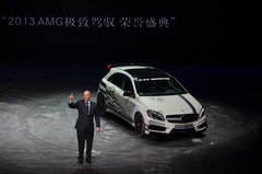 陈奕迅等助阵 2013AMG极致驾驭荣誉盛典