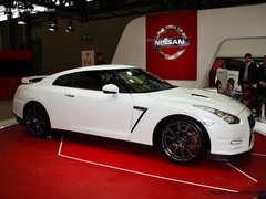 日产GT-R现金优惠3万元 战神实力难以匹敌