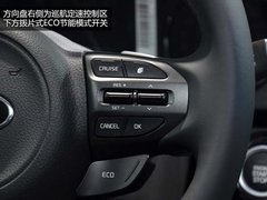 乌兰浩特起亚新K5实拍 高性价比中型车