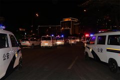 夜巡车队 佳宝V80服役长春市公安局警队