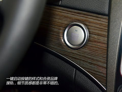 突出重围的旗舰 试驾哈弗H8四驱豪华版