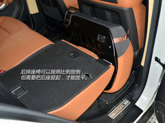 突出重围的旗舰 试驾哈弗H8四驱豪华版