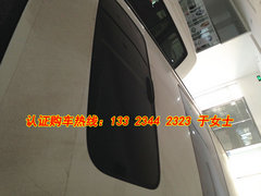 丰田埃尔法 3.5L白色/黑色傲世登场开卖