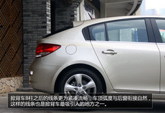 大屏够霸气 配中控台大屏紧凑型轿车