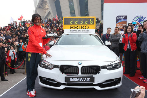 真正的运动王者——BMW 3系的马拉松
