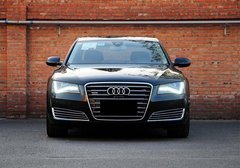 新款奥迪A8LW12 黑车棕内惊爆价250.1万