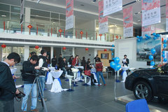 斯巴鲁2014款傲虎珠海上市 29.98万起售