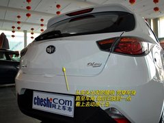 综合实力尚可 实拍体验一汽欧朗两厢车
