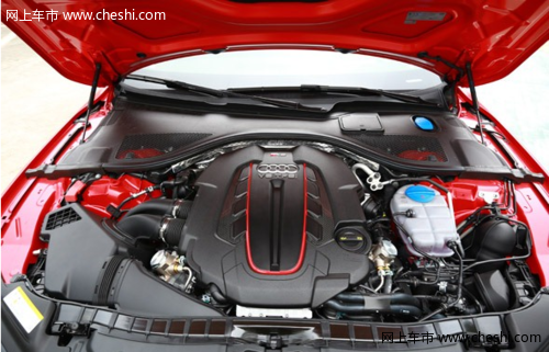 奥迪RS7 Sportback - 发动机和变速箱