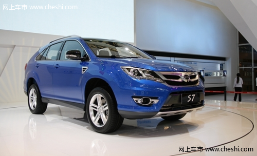 舒适安全 比亚迪S7：北京车展发布 配1.5T发动机