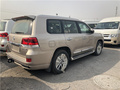 2018款豐田酷路澤4000現(xiàn)車手續(xù)顏色齊全