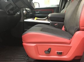 道奇公羊叛逆者肌肉皮卡 轻松玩转全地形-图17