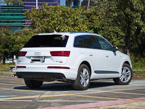 16款奥迪Q7清仓聚惠 3.0T现车68万透底价-图5