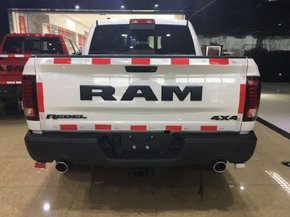 道奇公羊叛逆者肌肉皮卡 轻松玩转全地形-图4