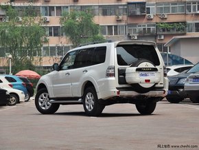 三菱帕杰罗最高优惠10万 送装饰大礼包高清图片