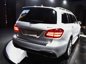 奔馳GLS450現(xiàn)車折扣狠 豪華跨界SUV溜背-圖5