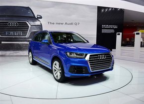 2016款奥迪Q7高品质  简洁大方表现不俗-图6