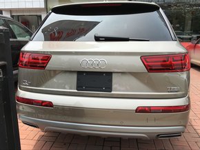 2017款奥迪Q7现车 极奢内饰越野性能升级-图6