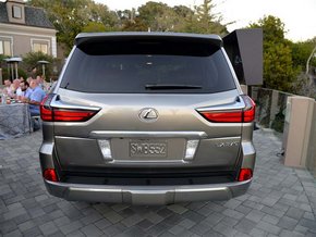 16款雷克萨斯LX570 中东版/加版豪车SUV-图4