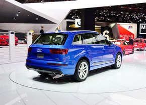 2016款奥迪Q7高品质  简洁大方表现不俗-图5