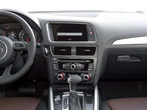 16奥迪Q5最高优惠12万 舒适四驱科技SUV-图9