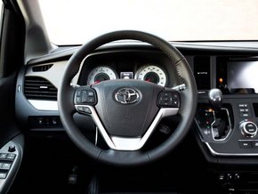 2016新款豐田塞納商務(wù)車 安全新巔峰現(xiàn)車-圖8