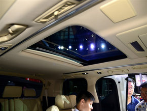 16丰田埃尔法豪华MPV 身份彰显超值价格-图8