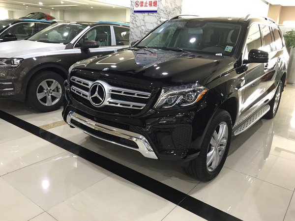 17款奔馳GLS450現(xiàn)車 八月特降100萬絕殺-圖2
