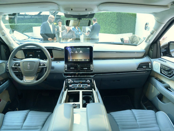 2018款林肯领航员 全尺寸SUV享智能操控-图5