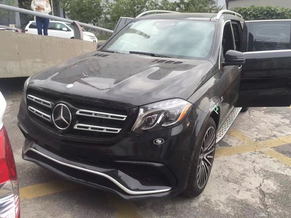 17款奔馳GLS63新行情 港口巨獻240萬現(xiàn)車-圖1