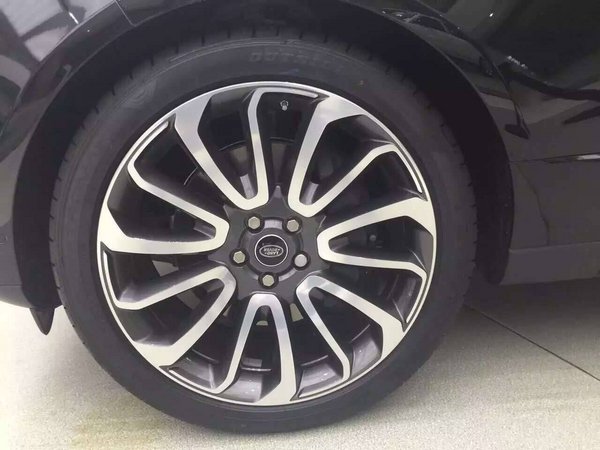 進(jìn)口路虎攬勝創(chuàng)世加長(zhǎng)5.0T VIP尊貴駕馭-圖7
