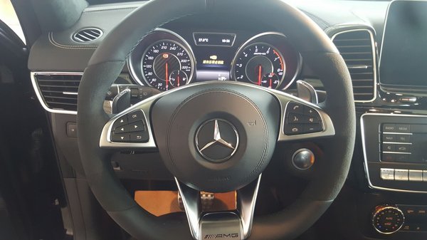 2017款奔馳GLS63新行情 保稅區(qū)僅此一臺-圖4